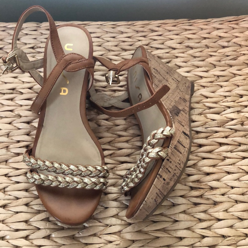 Cute Gold Sandals size 7.5